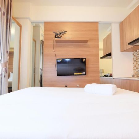 Modern Studio At Green Pramuka City Apartment Near To Shopping Center By Travelio Jakarta Exterior photo