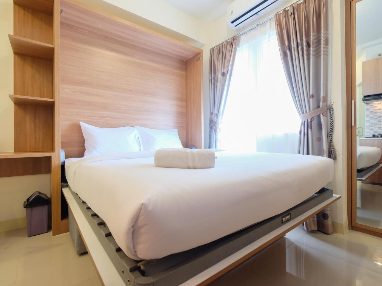 Modern Studio At Green Pramuka City Apartment Near To Shopping Center By Travelio Jakarta Exterior photo