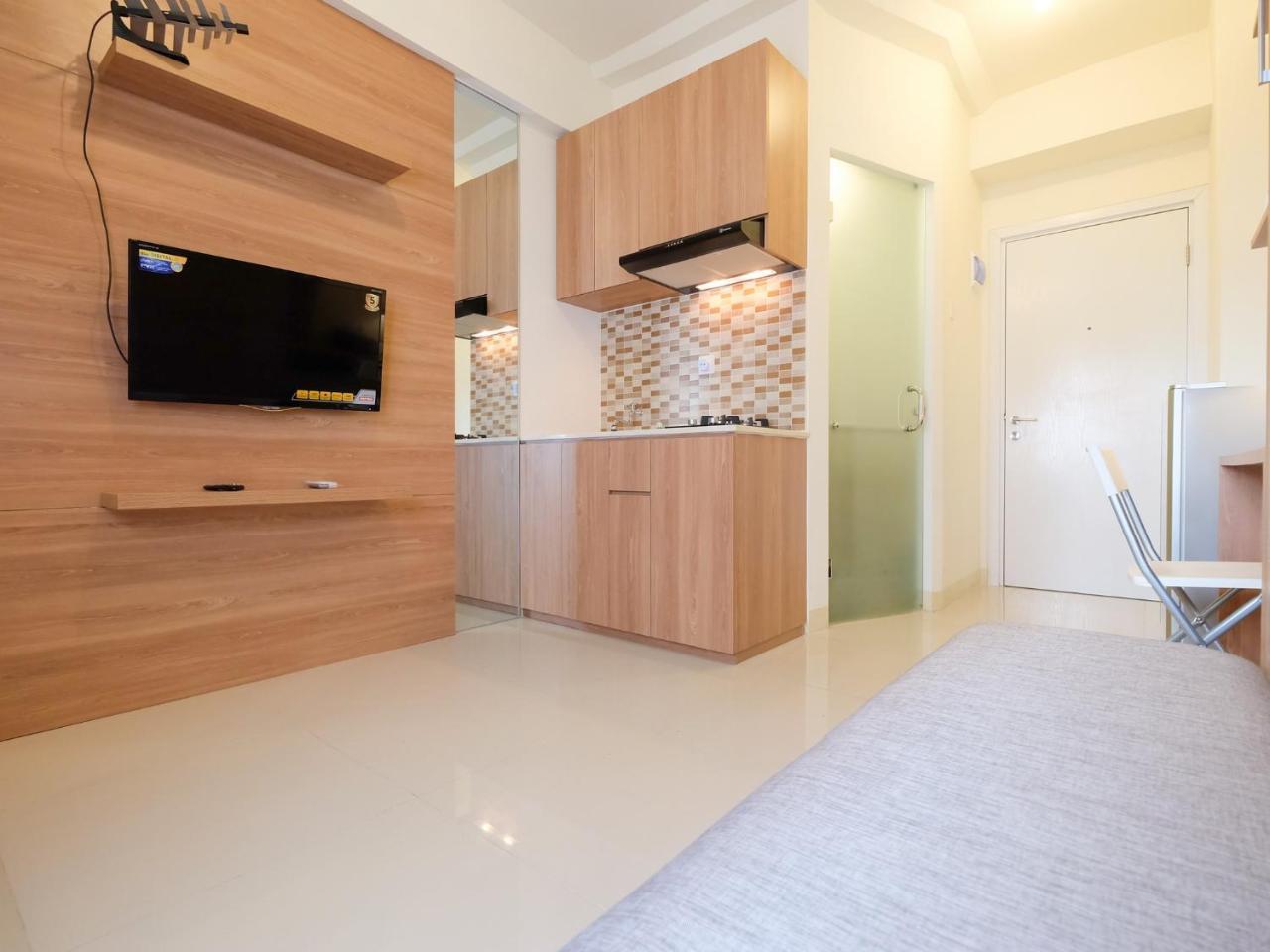 Modern Studio At Green Pramuka City Apartment Near To Shopping Center By Travelio Jakarta Exterior photo
